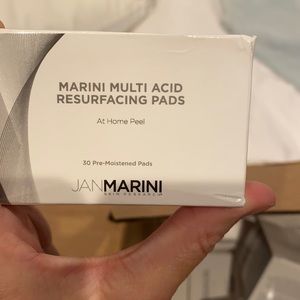 Mari I multi acid resurfacing pads